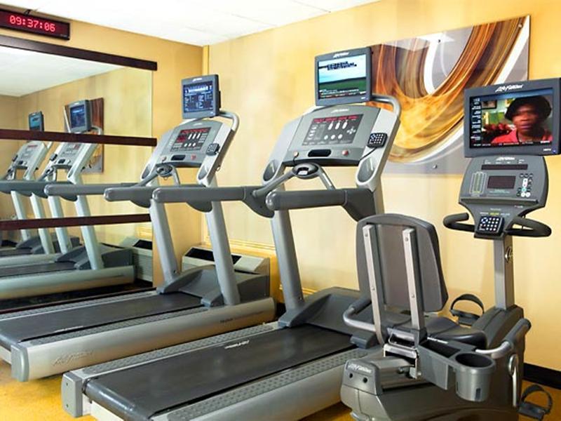 Courtyard By Marriott Rye Hotel Екстериор снимка