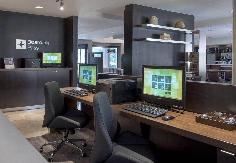 Courtyard By Marriott Rye Hotel Екстериор снимка