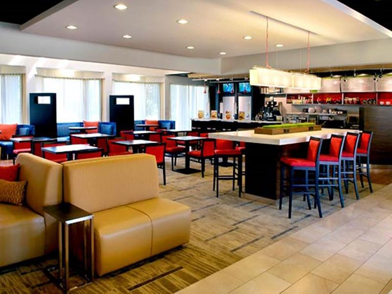 Courtyard By Marriott Rye Hotel Екстериор снимка