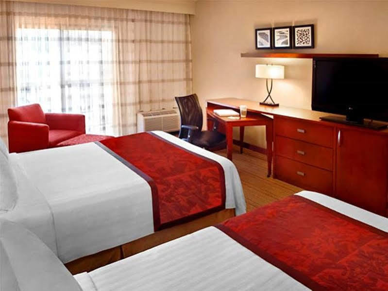 Courtyard By Marriott Rye Hotel Екстериор снимка