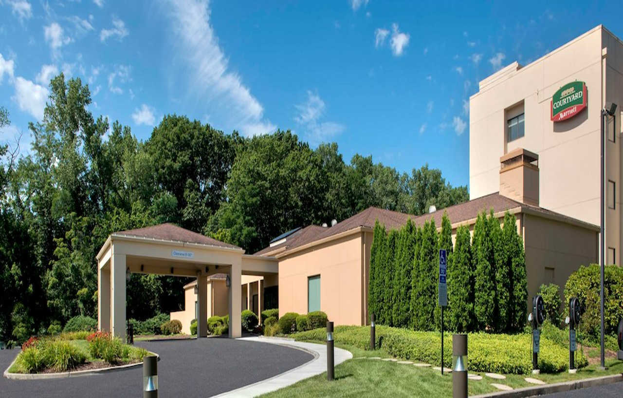 Courtyard By Marriott Rye Hotel Екстериор снимка